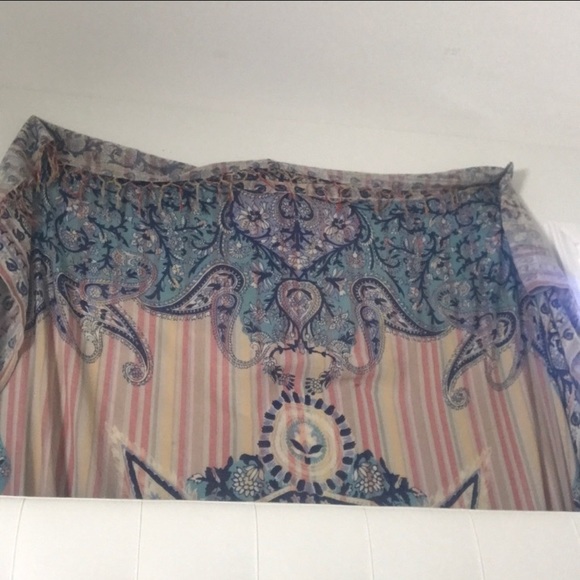 pink tapestry - Picture 2 of 2